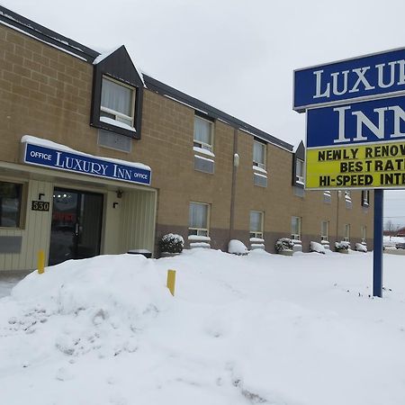 Luxury Inn Collingwood Bagian luar foto
