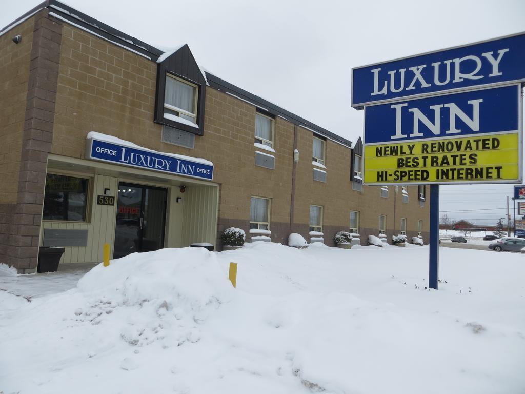Luxury Inn Collingwood Bagian luar foto