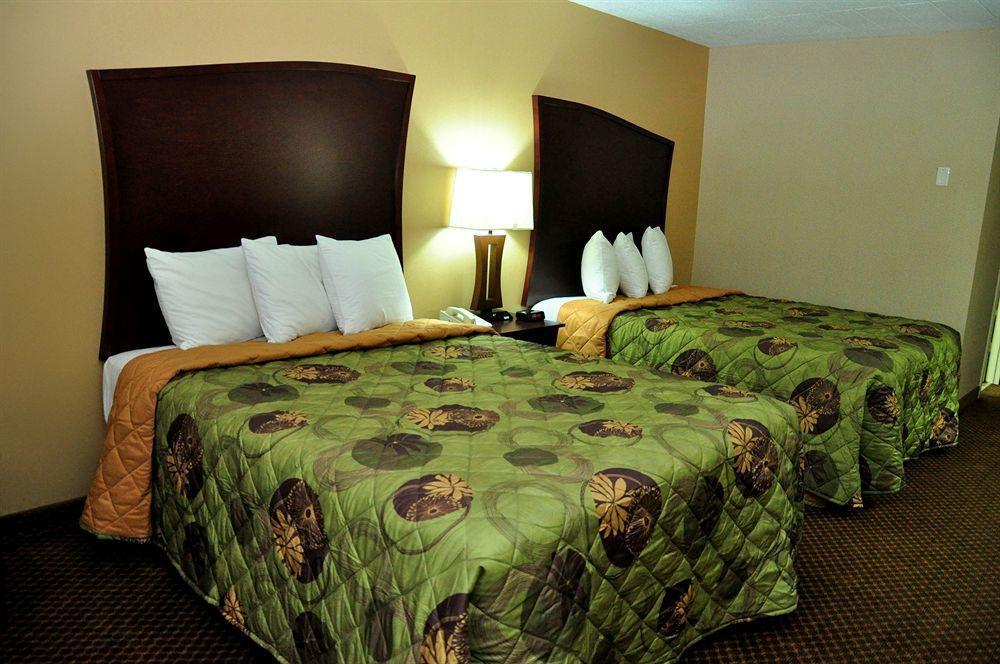 Luxury Inn Collingwood Bagian luar foto