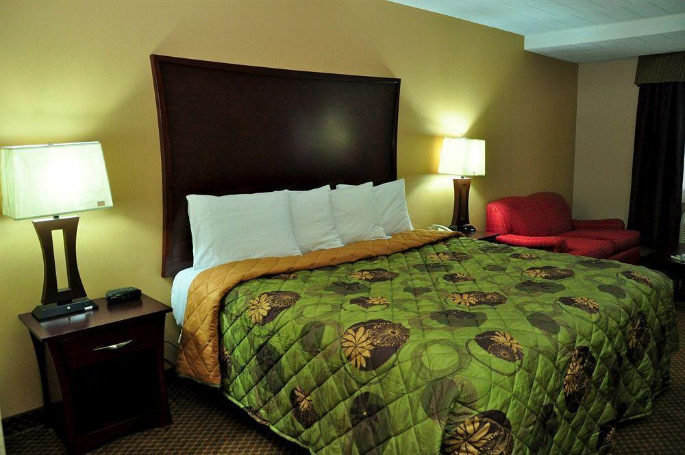 Luxury Inn Collingwood Bagian luar foto