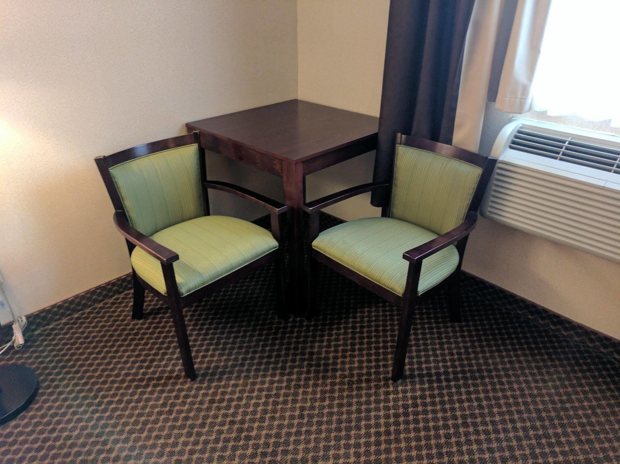 Luxury Inn Collingwood Bagian luar foto