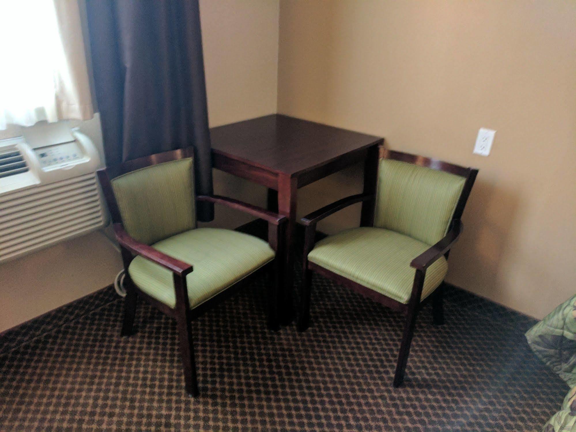 Luxury Inn Collingwood Bagian luar foto
