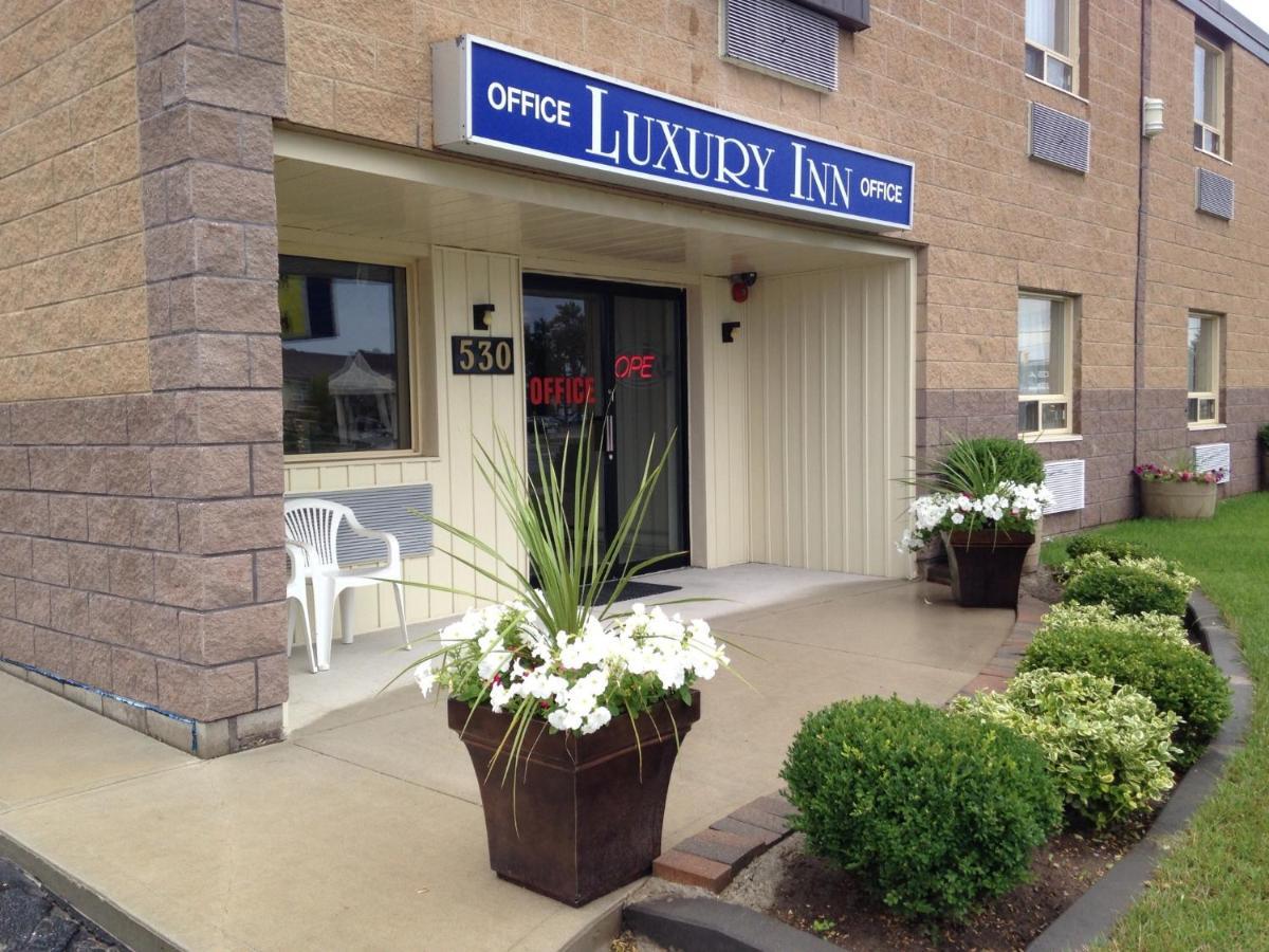 Luxury Inn Collingwood Bagian luar foto
